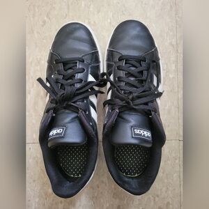 Womens Adidas Sneakers Size 9